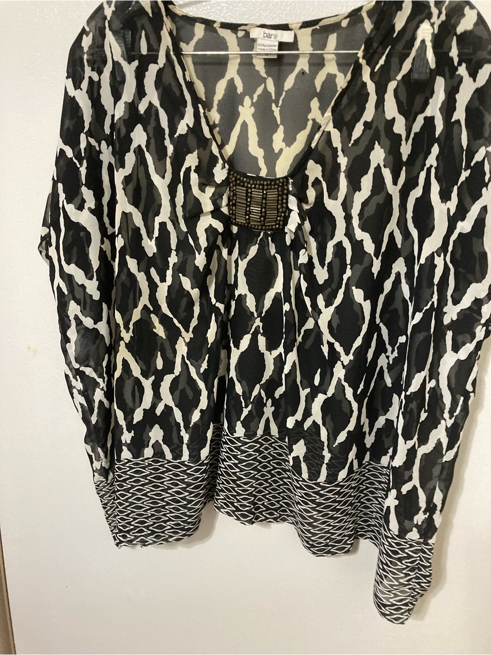 Bar III Black and White Beaded Neck Tunic - Picture 1 of 2